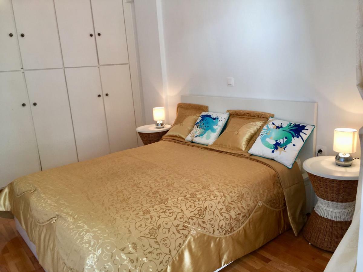 Sea Star Luxury Apartment Атина Екстериор снимка