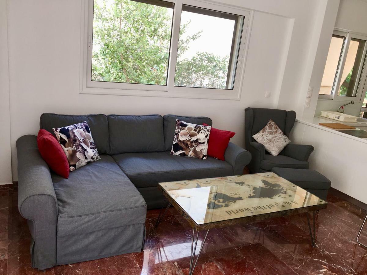 Sea Star Luxury Apartment Атина Екстериор снимка