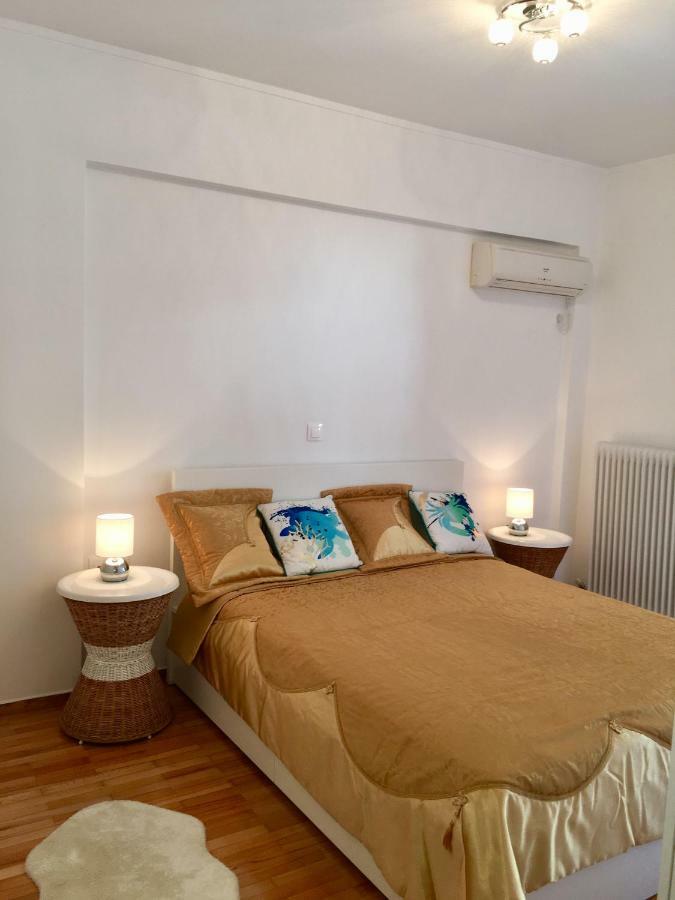 Sea Star Luxury Apartment Атина Екстериор снимка